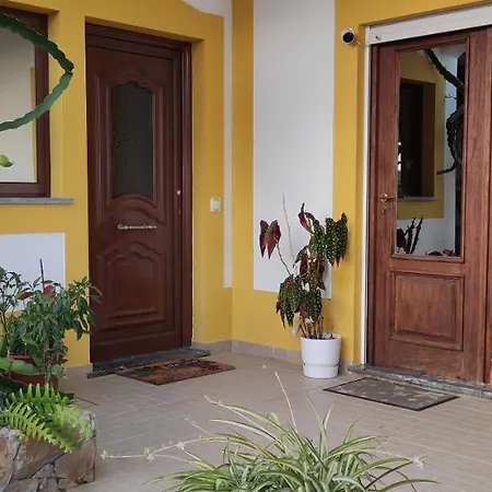 Residencia Quinta Do Poco בית הארחה